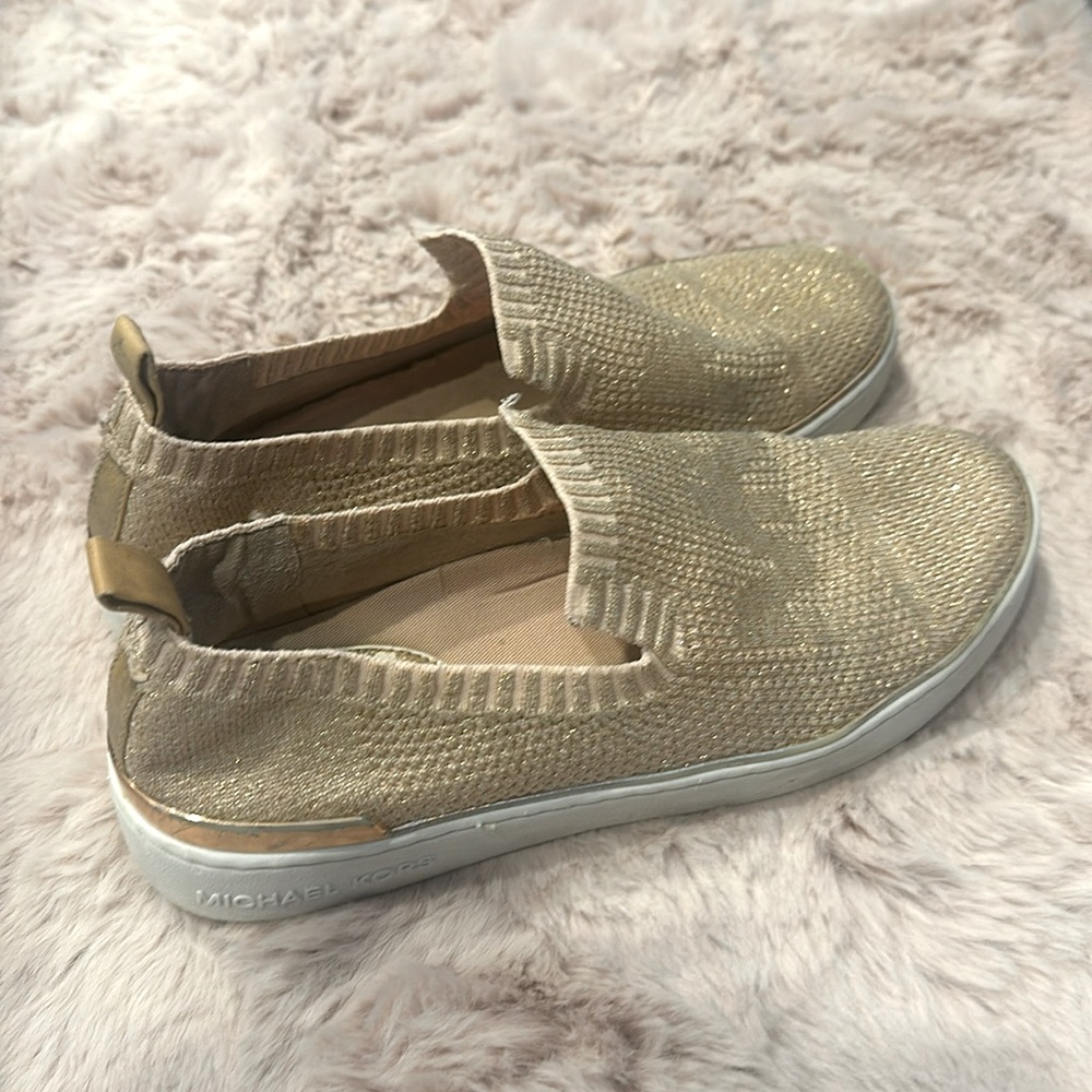 Women’s Michael Kors slide on shoes